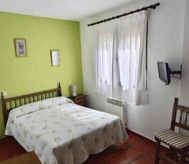 Villalcazar de Sirga House | Hostal las Cantigas