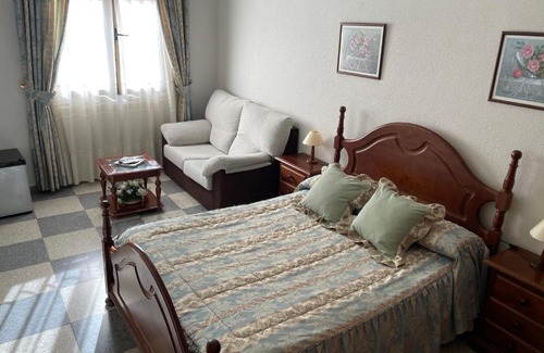 Calzada de Calatrava House | Hostal Las Palomas