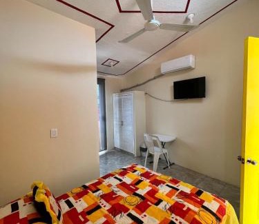 Tehuantepec House | Hostal Color Inn