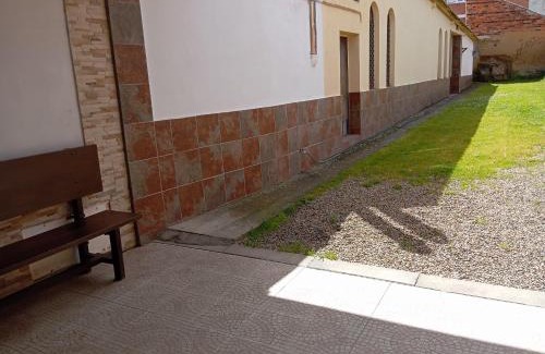 Carrion de los Condes House | Hostal Santiago