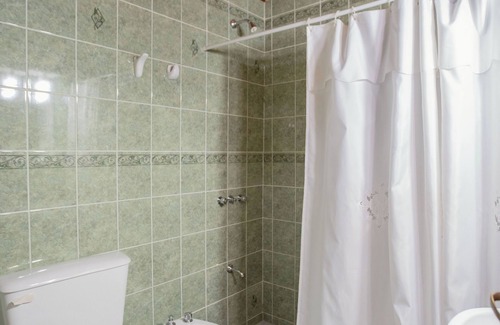 Macrozona Bahia Redonda y Primeros Faldeos Hotel | Hosteria Los Fresnos