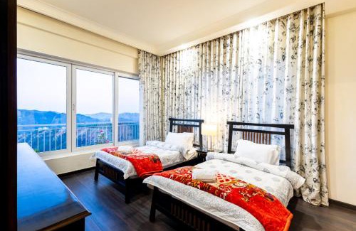 Shimla Apartment | Hostie Dale View North-3BHK, near Naldehra Golf course