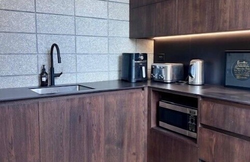 Whangamata House | Hosts on the Coast The Country Club