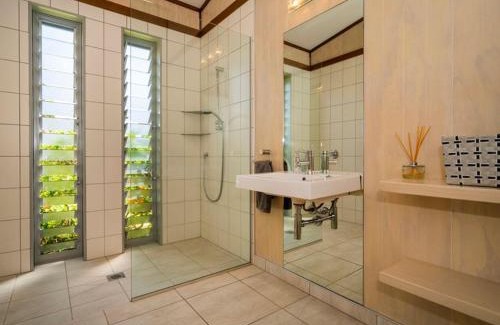 Whitianga House | Hosts on the Coast Whitianga Bliss