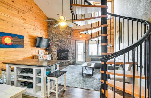 Granby Apartment | Hot Tub and Indoor Pool Access at Granby Condo