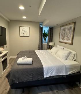 Newbold House | Hot Tub Four Seasons