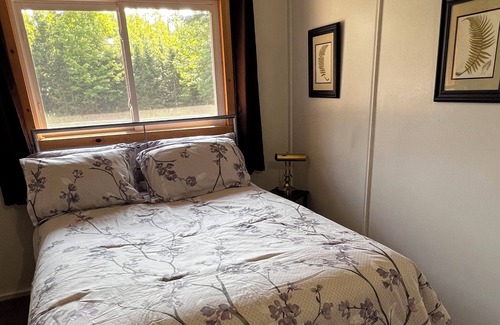 Ontonagon House | Hot tub House