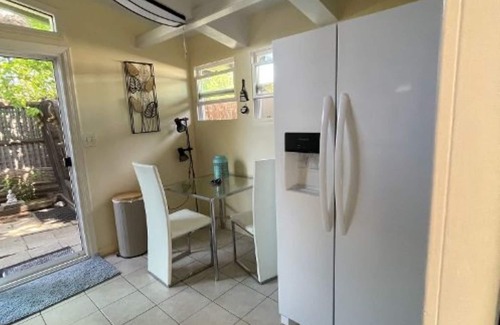 San Rafael Apartment | Hot Tub/Sauna/Jacuzzi/Pets/Electric Fireplace/15 Min to Golden Gate Bridge