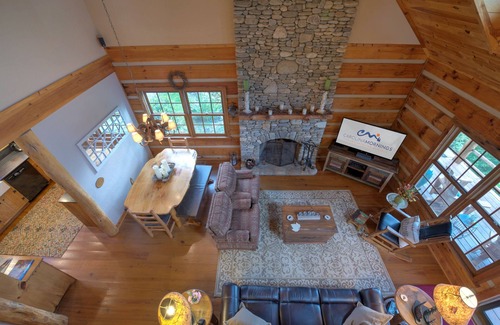 Canton Cabin | Hot Tub, Trails & Epic Views + Biltmore Pass | Stylish Cabin Near Waynesville