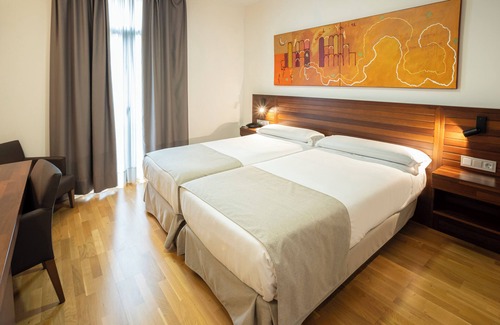 Garrovillas de Alconetar Hotel | Hotel 4* Puente de Alconétar