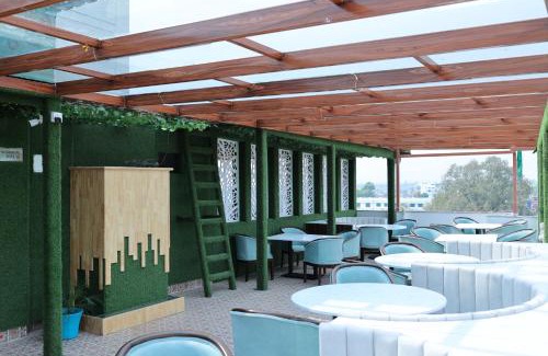 Rani Pokhri Hotel | Hotel 7 Heaven