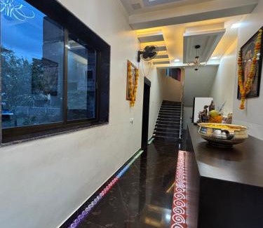 Mahad Hotel | Hotel A1 FAMILY RESTAURANT BAR LODGE