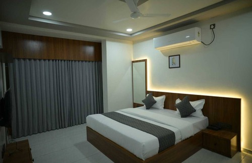 Palanpur Hotel | Hotel Aagman