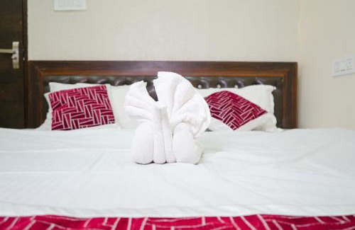 Danapur Hotel | Hotel Adarsh