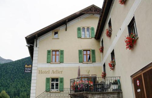 Zernez House | Hotel Adler Garni