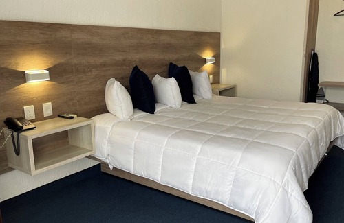 Alvaro Obregon Hotel | Hotel Aeropuerto Morelia