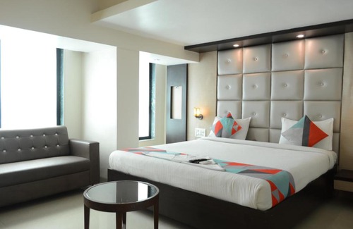 Nerul Hotel | Hotel Aishwarya Residency