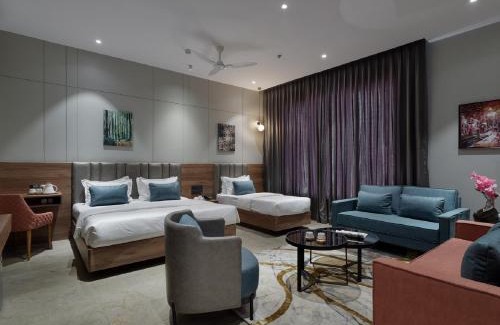 Nanded Hotel | Hotel Akruti, Nanded