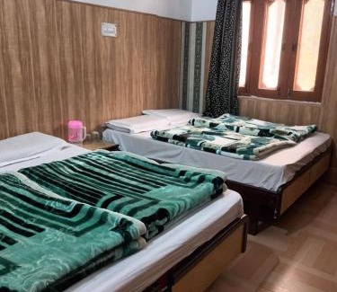 Rajgarhi Hotel | Hotel Akshat