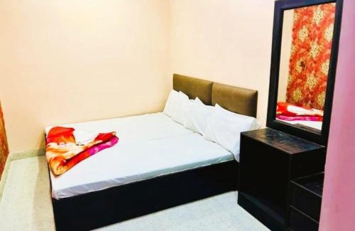 Ajmer Hotel | Hotel Aliza Palace Ajmer AC OR NON AC ROOM