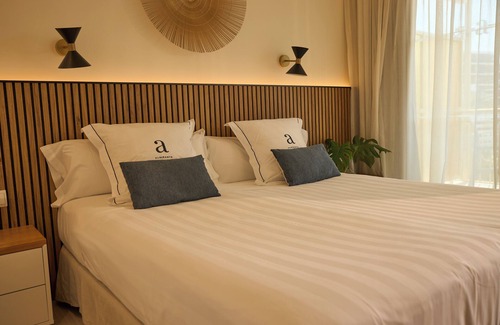 Playa de San Juan Hotel | Hotel Almirante