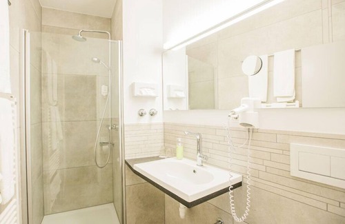 Kaufbeuren Hotel | Hotel Am Turm Inh. Carlo Lombardini