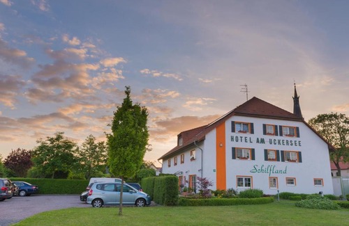 Ropersdorf Hotel | Hotel am Uckersee