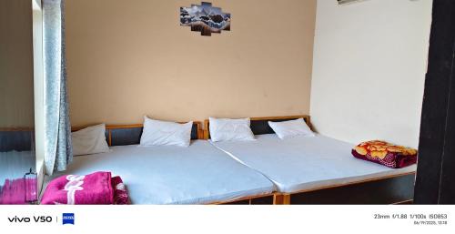 Maihar Hotel | Hotel Aman inn and restaurant