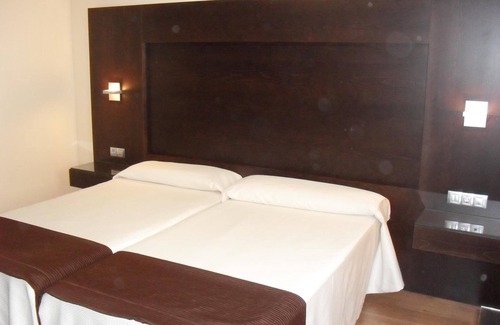 Baza Hotel | Hotel Anabel Baza