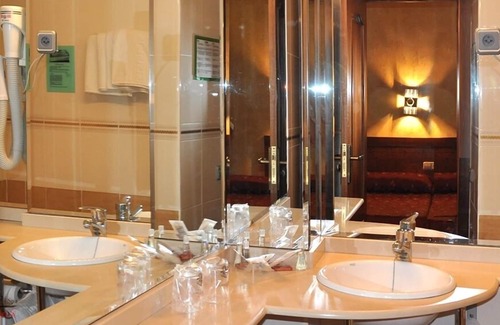 Van Dyck Hotel | Hotel Aragon