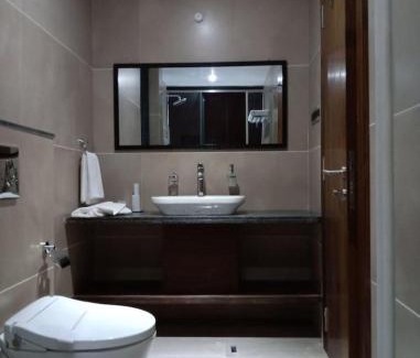 Shujalpur Hotel | Hotel Area 42