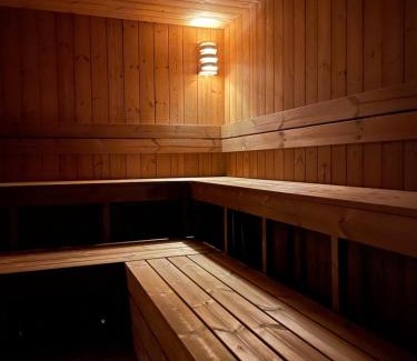 Moderowka Hotel | Hotel Artis