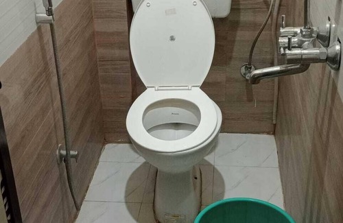 Bihta Hotel | Hotel Basera