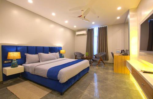 Faridabad Hotel | Hotel Bay Laurel Retreat