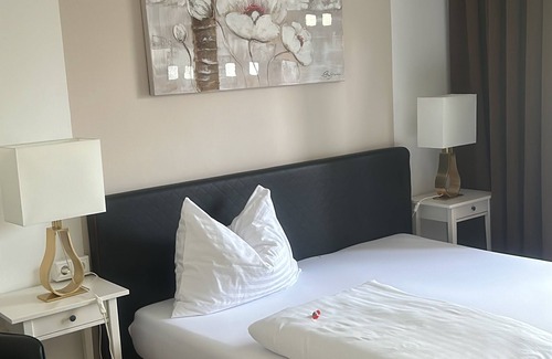 Seekirchen Markt Hotel | Hotel Berg