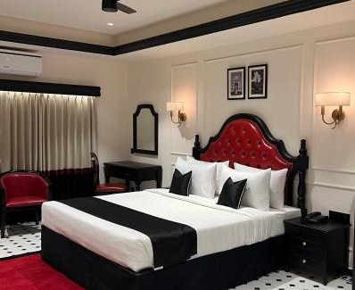 Raiganj Hotel | Hotel Bengal Kutir