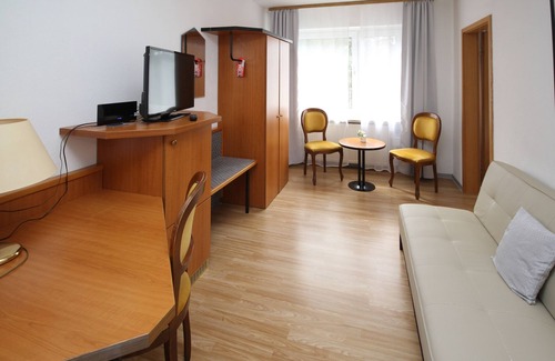 Obernhausen House | Hotel Berghof Wasserkuppe und Gästehaus Fuldaquelle