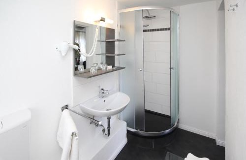 Obernhausen Hotel | Hotel Berghof Wasserkuppe & Gästehaus Fuldaquelle