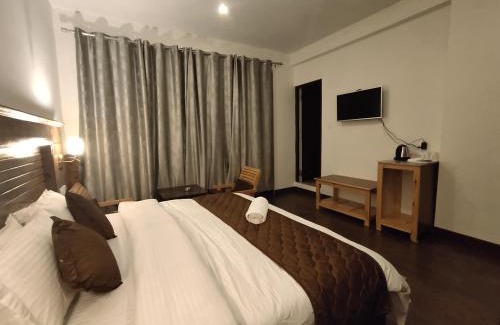 Keylong Hotel | Hotel Blue Pine