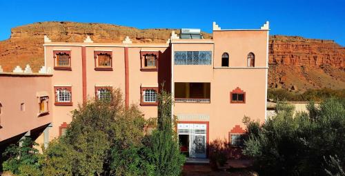 Bou Tharar Hotel | Hotel Boutaghrar