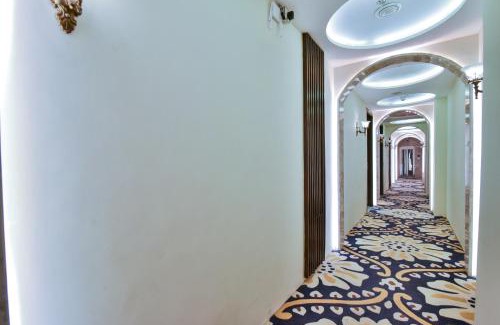 Amritsar Hotel | Hotel BR Grand With Nimo Club Amritsar -5 Mint From Golden Temple