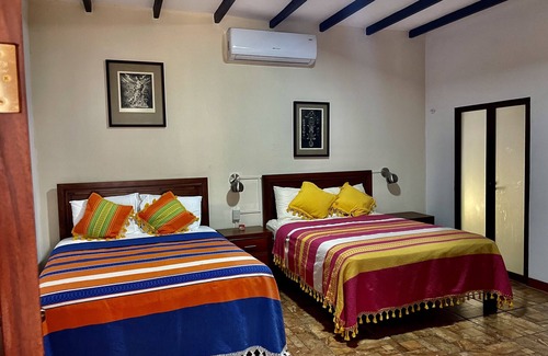 Juchitan de Zaragoza Hotel | HOTEL CASA TERESA GALERIA CAFE