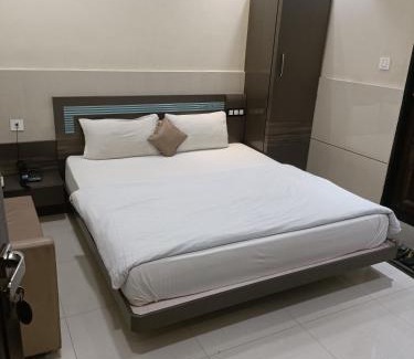 Jaora Hotel | Hotel celebration residency