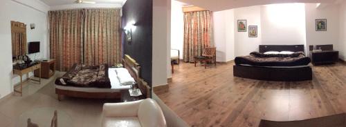 Chail Hotel | Hotel Chail Residency