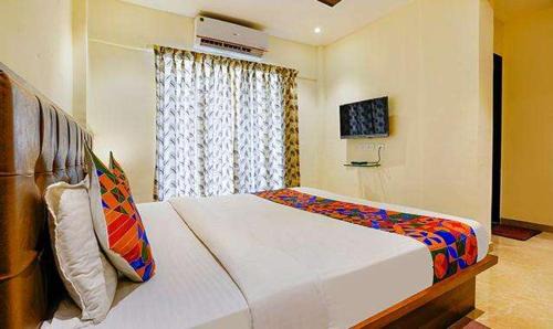 Pune Hotel | Hotel Chaitanya Executive