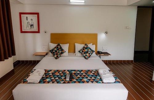 Rajgurunagar Hotel | Hotel Chaitanya Inn