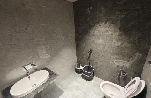 Prantij Hotel | Hotel Chandan Inn