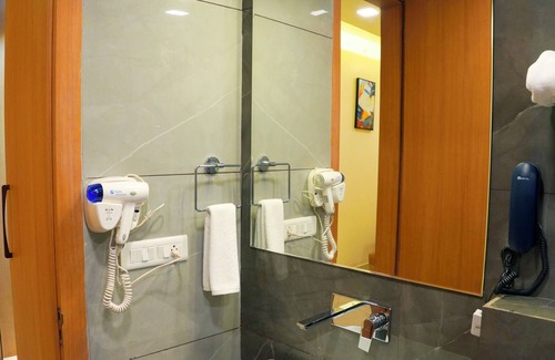 Bareilly Hotel | Hotel Cheer Royale