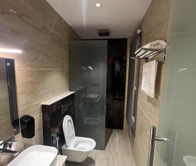 Aligarh Hotel | Hotel Chelsea Plaza