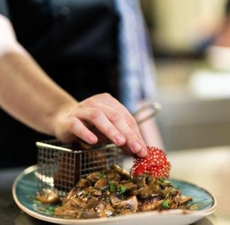 Heimbuchenthal Hotel | Hotel Christel